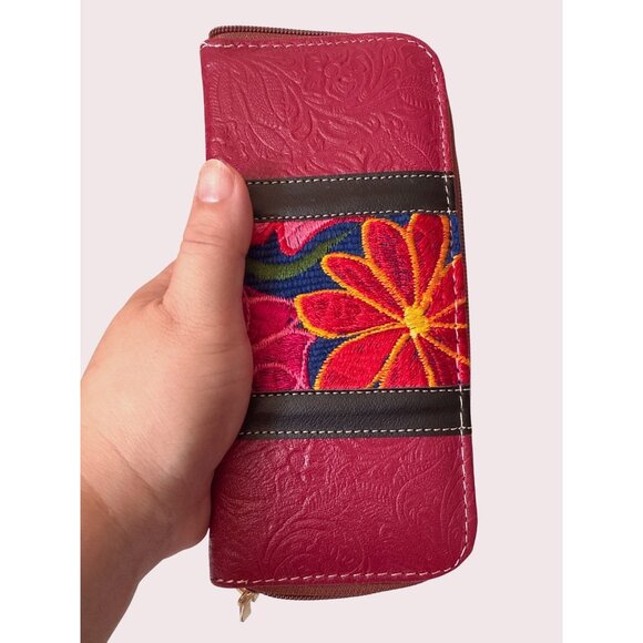 Tooled with floral  tapestry embroidery synthetic leather wallet women with coin - Picture 2 of 11
